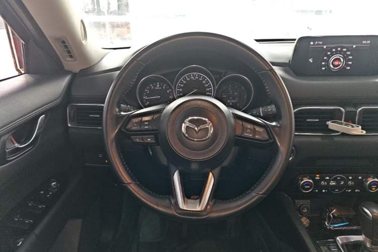 Used Mazda CX-5 2017 2.0L Automatic 2WD ZhiShang Trim China V Standard Steering Wheel