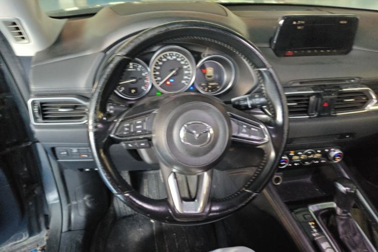 Used Mazda CX-5 2017 2.5L Automatic 2WD ZhiZun Version China V Standard Steering Wheel