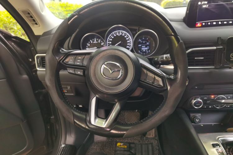 Used Mazda CX-5 2017 2.0L Automatic 2WD Smart Enjoyment Version China V Standard Steering Wheel