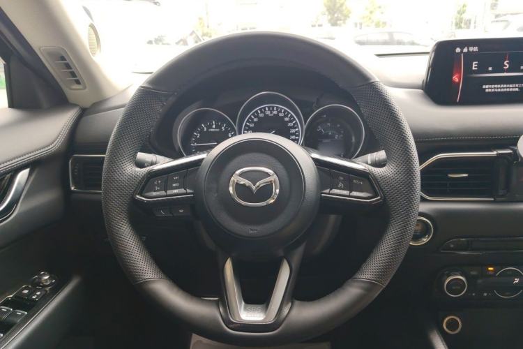 Used Mazda CX-5 2017 2.0L Automatic 2WD Smart Enjoyment Version China V Standard Steering Wheel