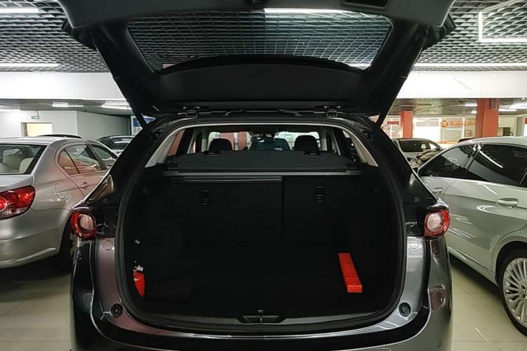 Used Mazda CX-5 2017 2.0L Automatic 2WD Smart Enjoyment Version China V Standard Trunk