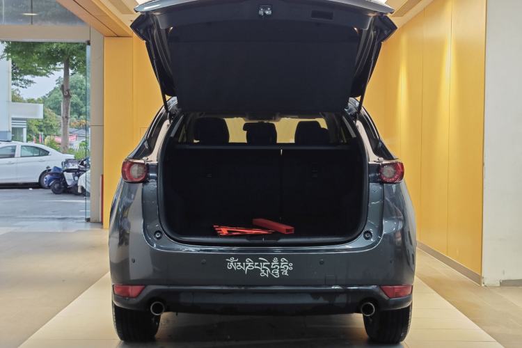 Used Mazda CX-5 2017 2.0L Automatic 2WD ZhiShang Trim China V Standard Trunk