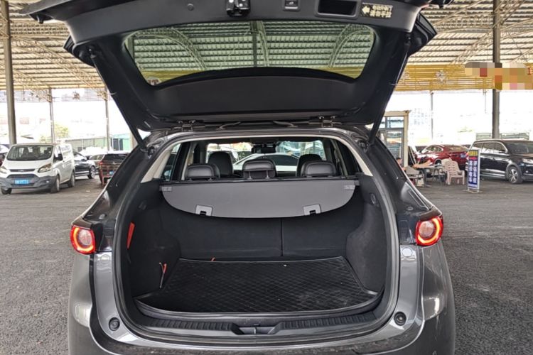 Used Mazda CX-5 2017 2.5L Automatic 4x4 ZhiZun Version China V Standard Trunk