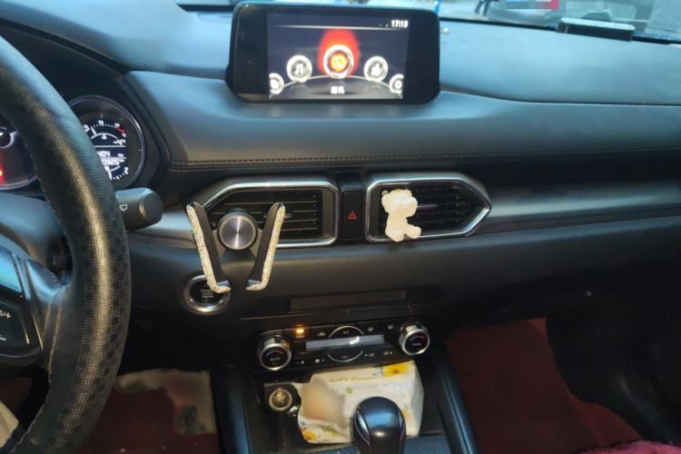 Used Mazda CX-5 2017 2.0L Automatic 2WD ZhiShang Trim China V Standard Audio And AC Panel