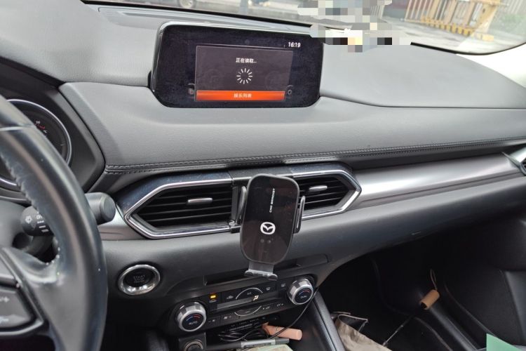 Used Mazda CX-5 2017 2.0L Automatic 2WD ZhiShang Trim China VI Standard Audio And AC Panel