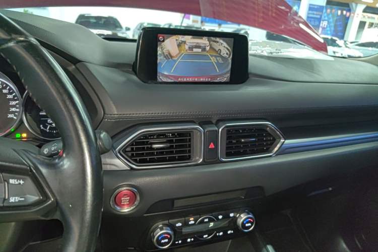Used Mazda CX-5 2017 2.0L Automatic 2WD ZhiShang Trim China V Standard Audio And AC Panel