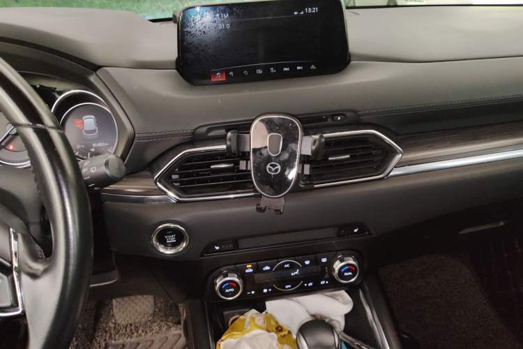 Used Mazda CX-5 2017 2.5L Automatic 4x4 Flagship Version China V Standard Audio And AC Panel