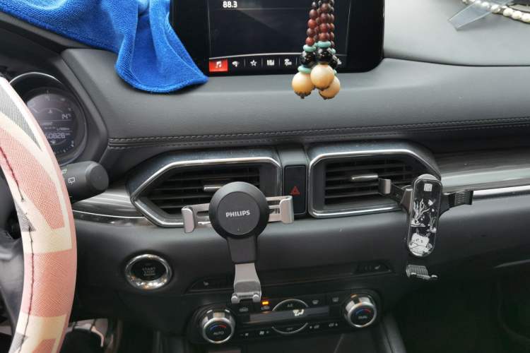 Used Mazda CX-5 2017 2.0L Automatic 2WD Smart Enjoyment Version China V Standard Audio And AC Panel
