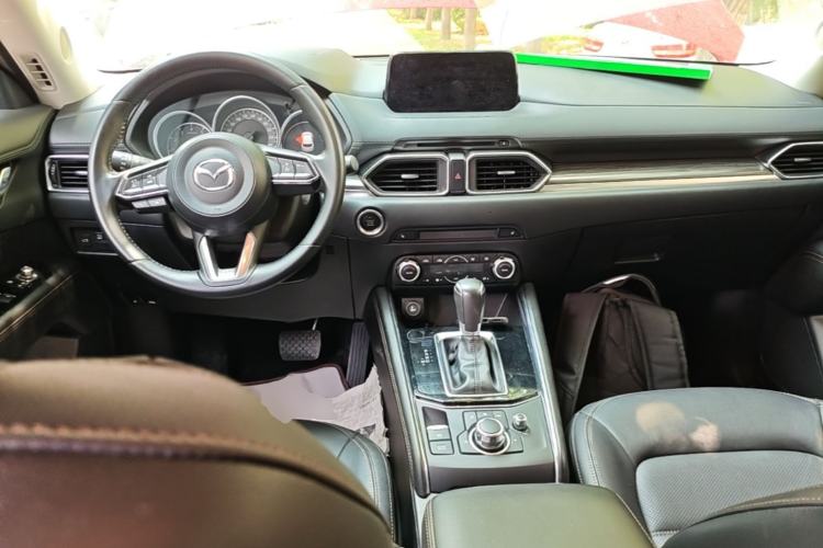 Used Mazda CX-5 2017 2.5L Automatic 4x4 ZhiZun Version China V Standard Center Console