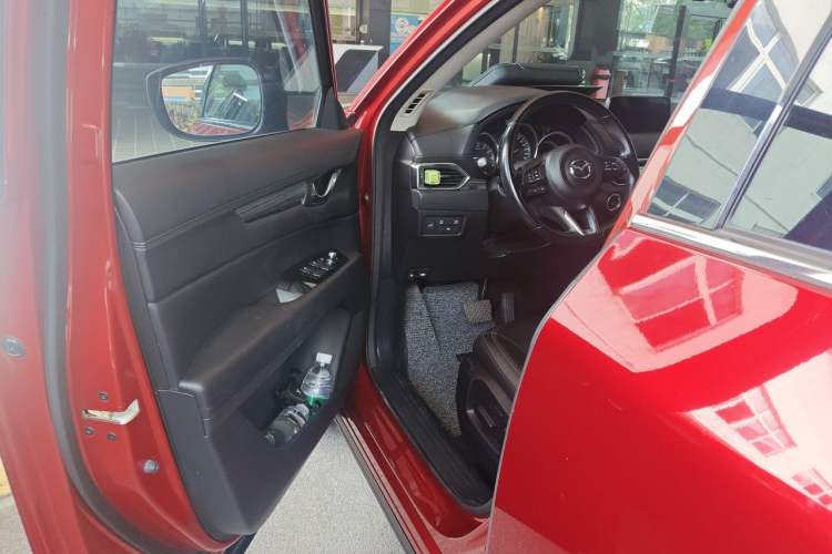 Used Mazda CX-5 2017 2.0L Automatic 2WD Smart Enjoyment Version China V Standard Driver Seat