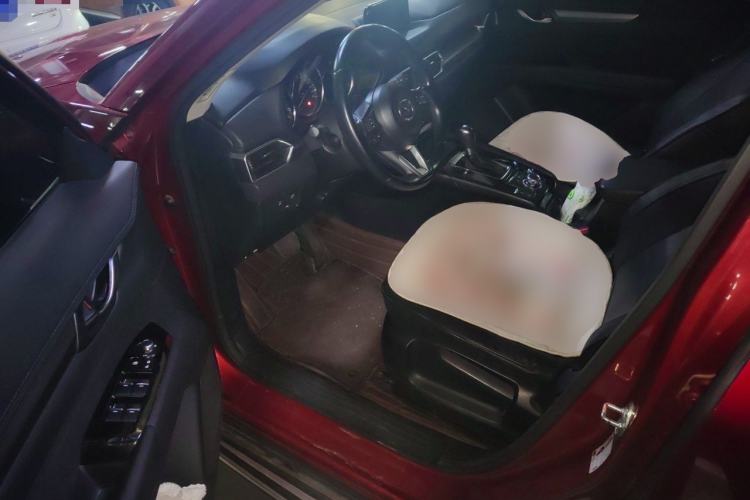 Used Mazda CX-5 2017 2.0L Automatic 2WD ZhiShang Trim China V Standard Driver Seat