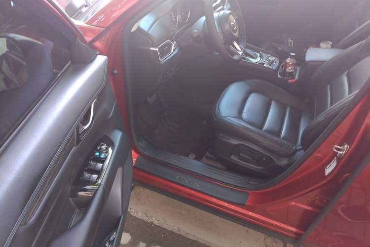Used Mazda CX-5 2017 2.0L Automatic 2WD Smart Enjoyment Version China VI Standard Driver Seat
