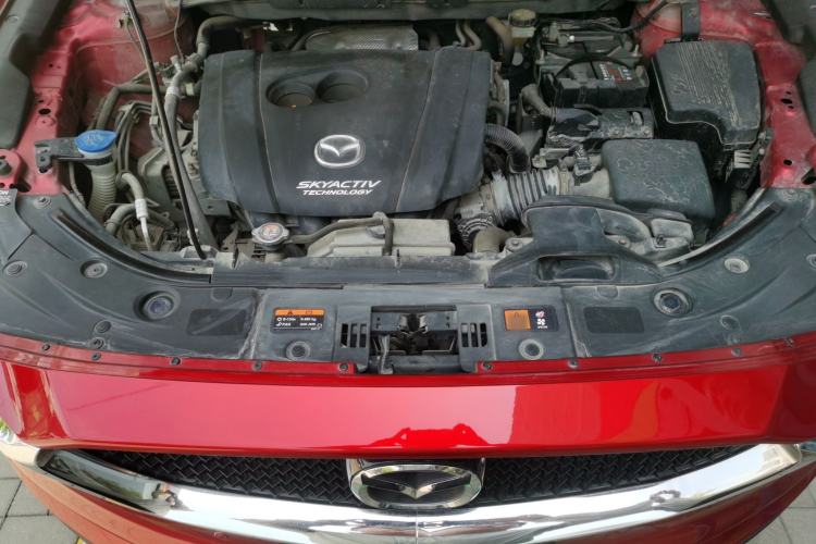 Used Mazda CX-5 2017 2.5L Automatic 2WD ZhiZun Version China V Standard Engine Bay