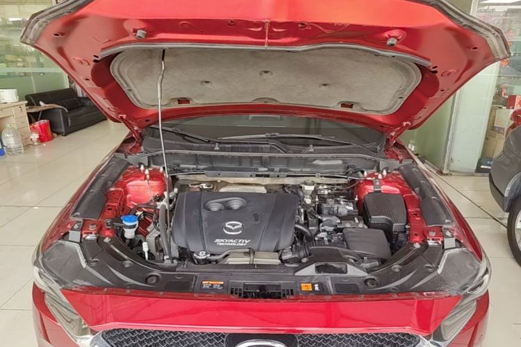 Used Mazda CX-5 2017 2.0L Automatic 2WD Smart Enjoyment Version China V Standard Engine Bay