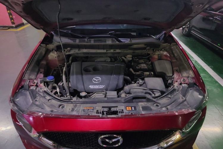 Used Mazda CX-5 2017 2.0L Automatic 2WD ZhiShang Trim China V Standard Engine Bay