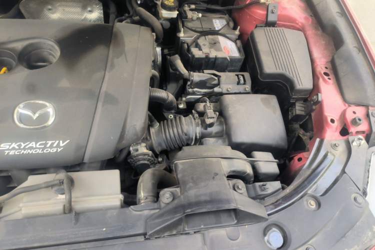 Used Mazda CX-5 2017 2.0L Automatic 2WD Smart Enjoyment Version China VI Standard Engine Bay Left