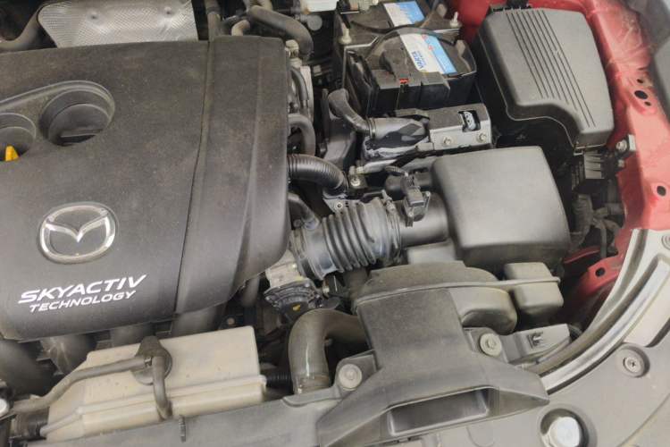 Used Mazda CX-5 2017 2.5L Automatic 2WD ZhiZun Version China VI Standard Engine Bay Left
