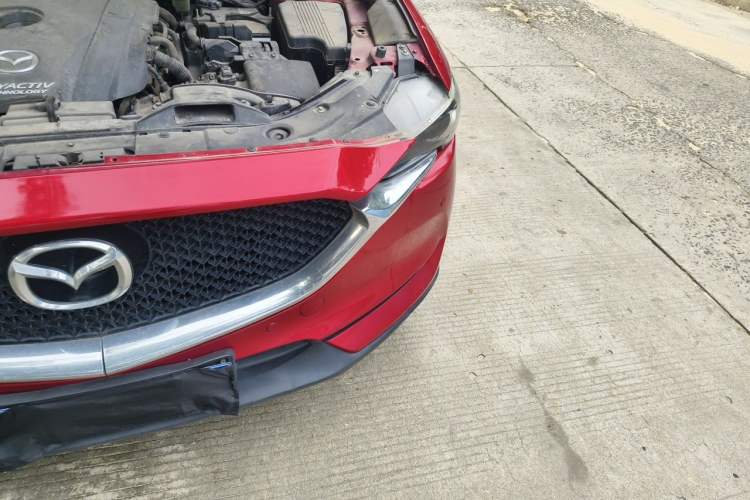 Used Mazda CX-5 2017 2.5L Automatic 2WD ZhiZun Version China V Standard Engine Bay Left
