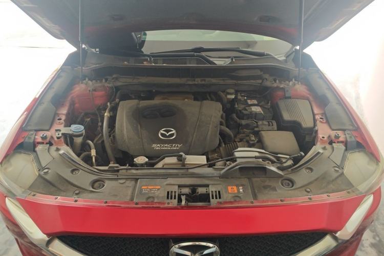 Used Mazda CX-5 2017 2.0L Automatic 2WD ZhiShang Trim China VI Standard Engine Bay
