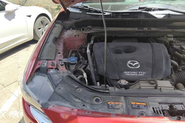Used Mazda CX-5 2017 2.5L Automatic 4x4 Flagship Version China VI Standard Engine Bay Right