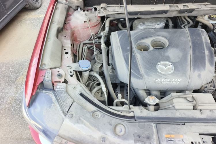 Used Mazda CX-5 2017 2.5L Automatic 4x4 ZhiZun Version China VI Standard Engine Bay Right