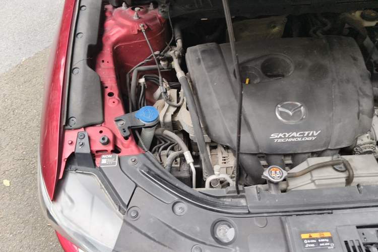 Used Mazda CX-5 2017 2.5L Automatic 2WD ZhiZun Version China V Standard Engine Bay Right