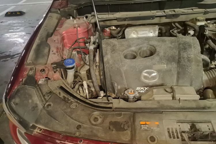 Used Mazda CX-5 2017 2.5L Automatic 4x4 Flagship Version China VI Standard Engine Bay Right