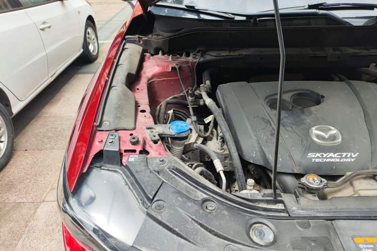 Used Mazda CX-5 2017 2.0L Automatic 2WD Smart Enjoyment Version China V Standard Engine Bay Right