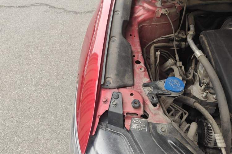 Used Mazda CX-5 2017 2.0L Automatic 2WD Smart Enjoyment Version China V Standard Engine Bay Right