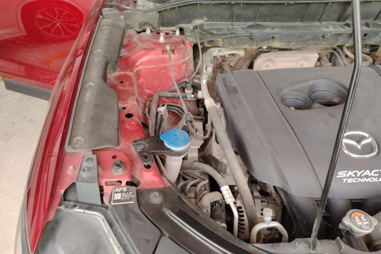 Used Mazda CX-5 2017 2.5L Automatic 4x4 Flagship Version China V Standard Engine Bay Right