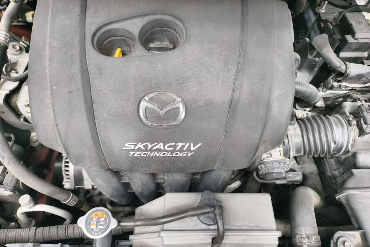 Used Mazda CX-5 2017 2.5L Automatic 4x4 Flagship Version China V Standard Engine Bay