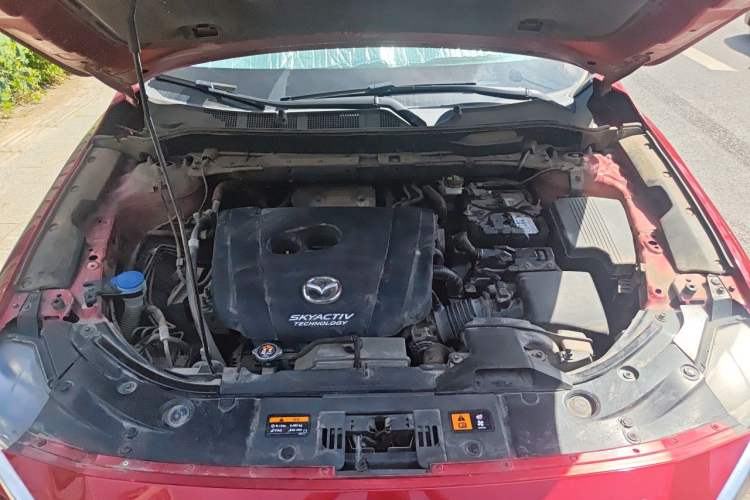 Used Mazda CX-5 2017 2.0L Automatic 2WD Smart Enjoyment Version China V Standard Engine Bay