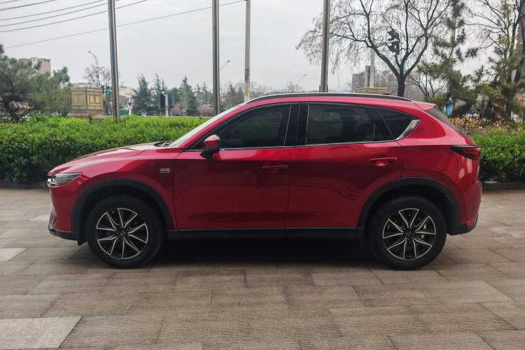Used Mazda CX-5 2017 2.5L Automatic 4x4 ZhiZun Version China V Standard Exterior 5