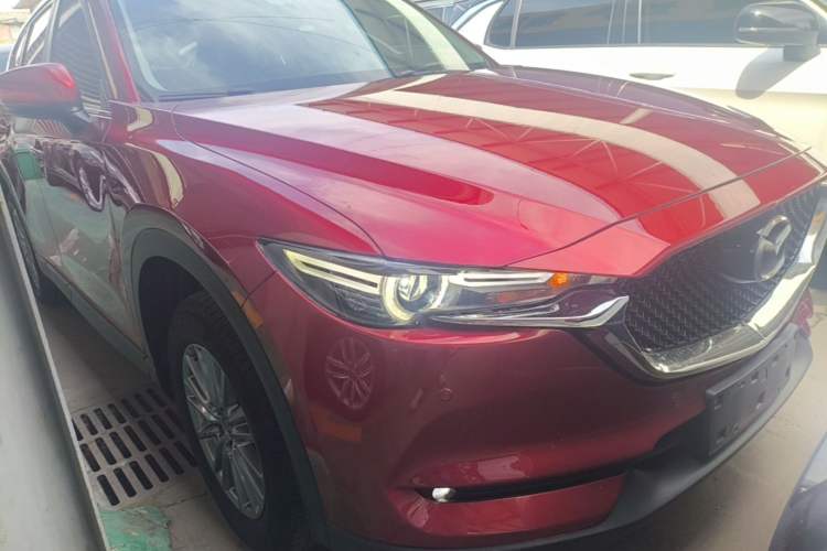 Used Mazda CX-5 2017 2.0L Automatic 2WD ZhiShang Trim China V Standard Front Right 45 Deg