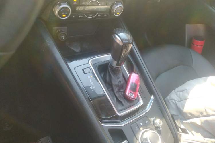 Used Mazda CX-5 2017 2.0L Automatic 2WD ZhiShang Trim China V Standard Gear Lever
