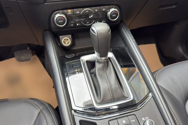 Used Mazda CX-5 2017 2.0L Automatic 2WD Smart Enjoyment Version China VI Standard Gear Lever