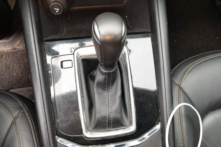 Used Mazda CX-5 2017 2.0L Automatic 2WD Smart Enjoyment Version China V Standard Gear Lever