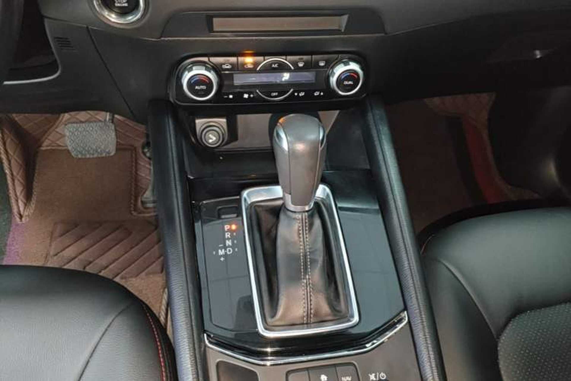 Used Mazda CX-5 2017 2.0L Automatic 2WD ZhiShang Trim China V Standard Gear Lever