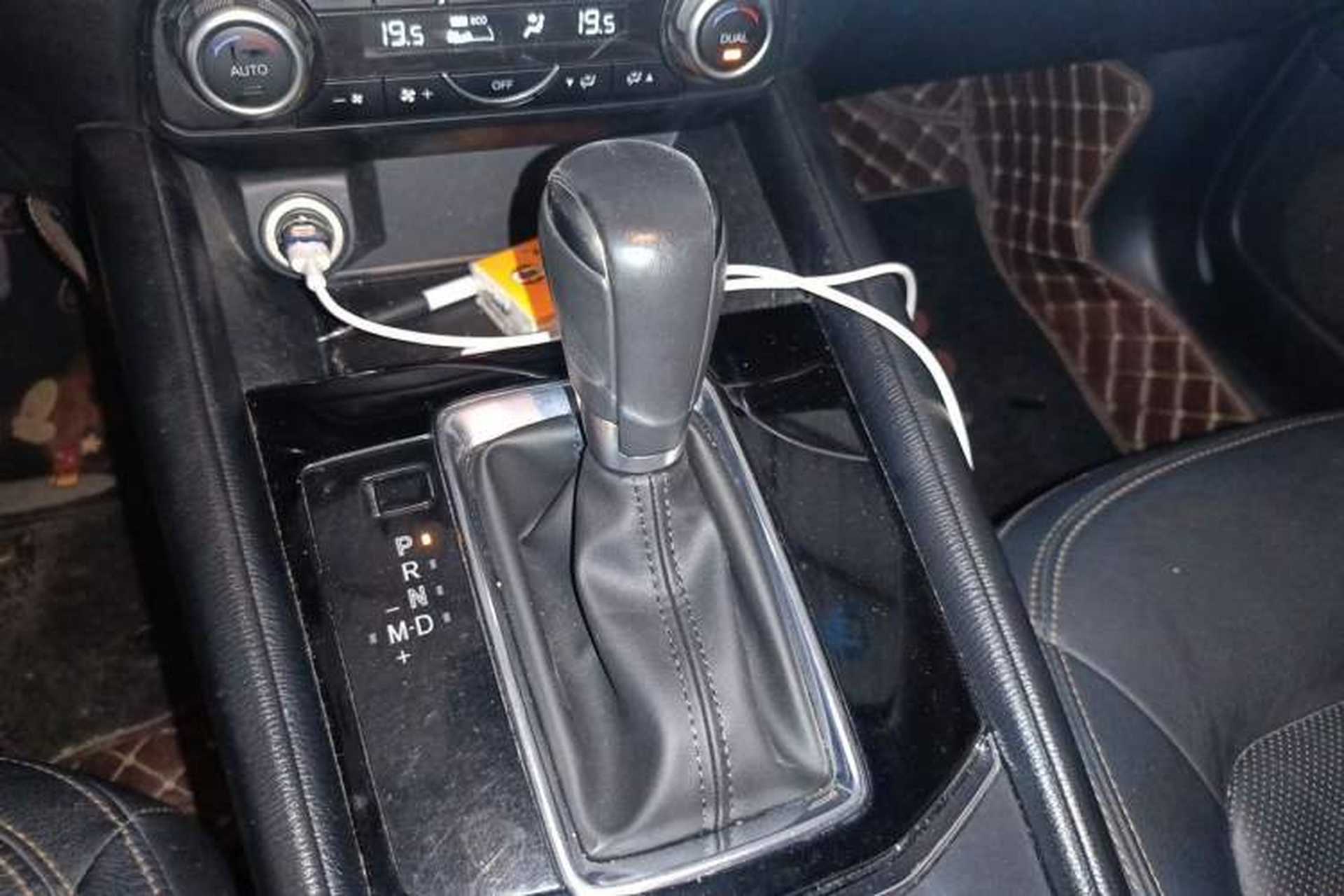 Used Mazda CX-5 2017 2.0L Automatic 2WD Smart Enjoyment Version China VI Standard Gear Lever