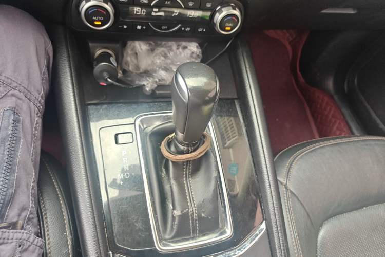Used Mazda CX-5 2017 2.0L Automatic 2WD Smart Enjoyment Version China VI Standard Gear Lever