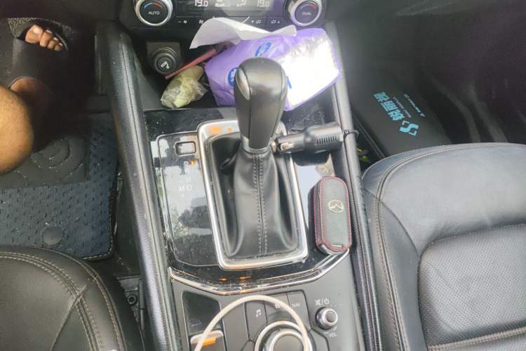 Used Mazda CX-5 2017 2.0L Automatic 2WD Smart Enjoyment Version China VI Standard Gear Lever