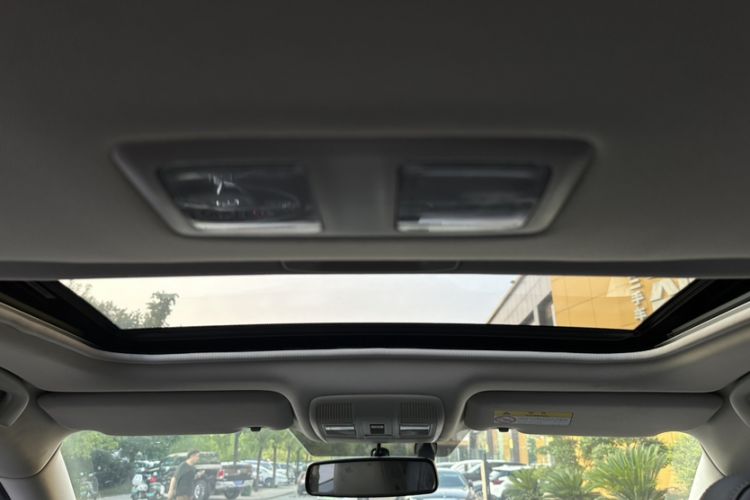 Used Mazda CX-5 2017 2.5L Automatic 2WD ZhiZun Version China V Standard Headliner