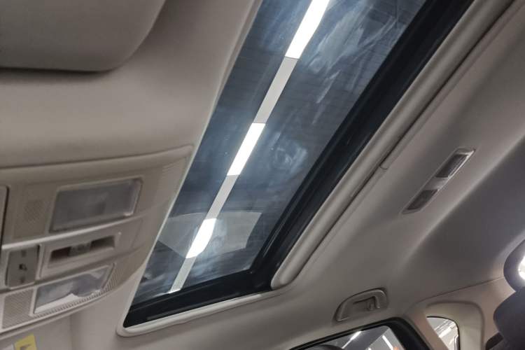 Used Mazda CX-5 2017 2.0L Automatic 2WD Smart Enjoyment Version China VI Standard Headliner