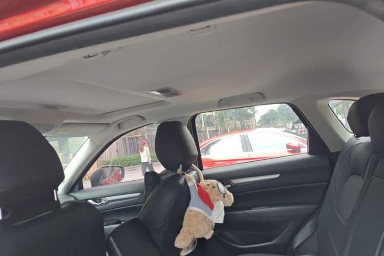 Used Mazda CX-5 2017 2.0L Automatic 2WD ZhiShang Trim China VI Standard Headliner
