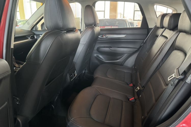 Used Mazda CX-5 2017 2.0L Automatic 2WD Smart Enjoyment Version China V Standard Interior 3