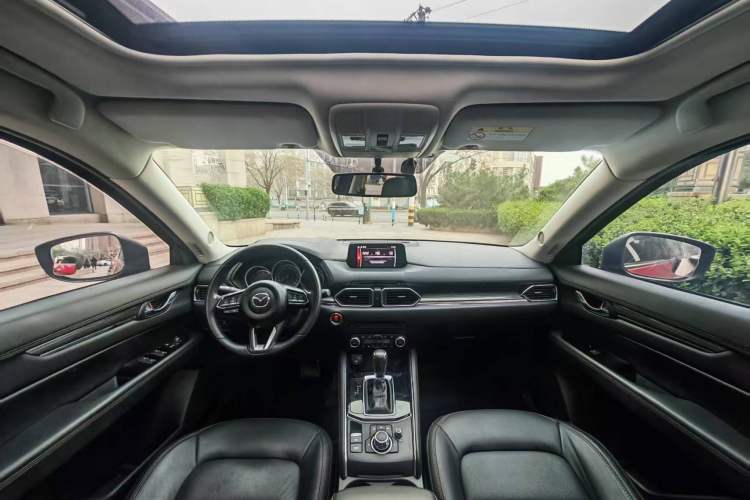 Used Mazda CX-5 2017 2.5L Automatic 4x4 ZhiZun Version China V Standard Interior 3