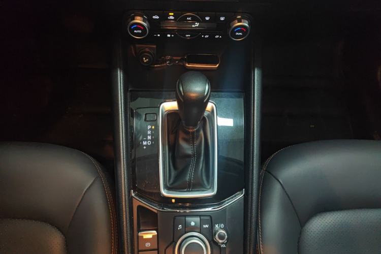 Used Mazda CX-5 2017 2.0L Automatic 2WD Comfort Version China V Standard Interior 5