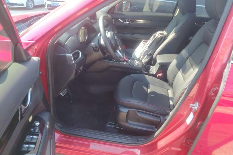 Used Mazda CX-5 2017 2.0L Automatic 2WD ZhiShang Trim China V Standard Left Front Seat
