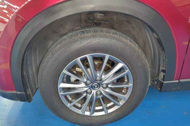 Used Mazda CX-5 2017 2.0L Automatic 2WD ZhiShang Trim China V Standard Left Front Wheel Hub