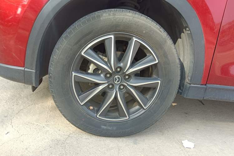 Used Mazda CX-5 2017 2.5L Automatic 2WD ZhiZun Version China V Standard Left Front Wheel Hub